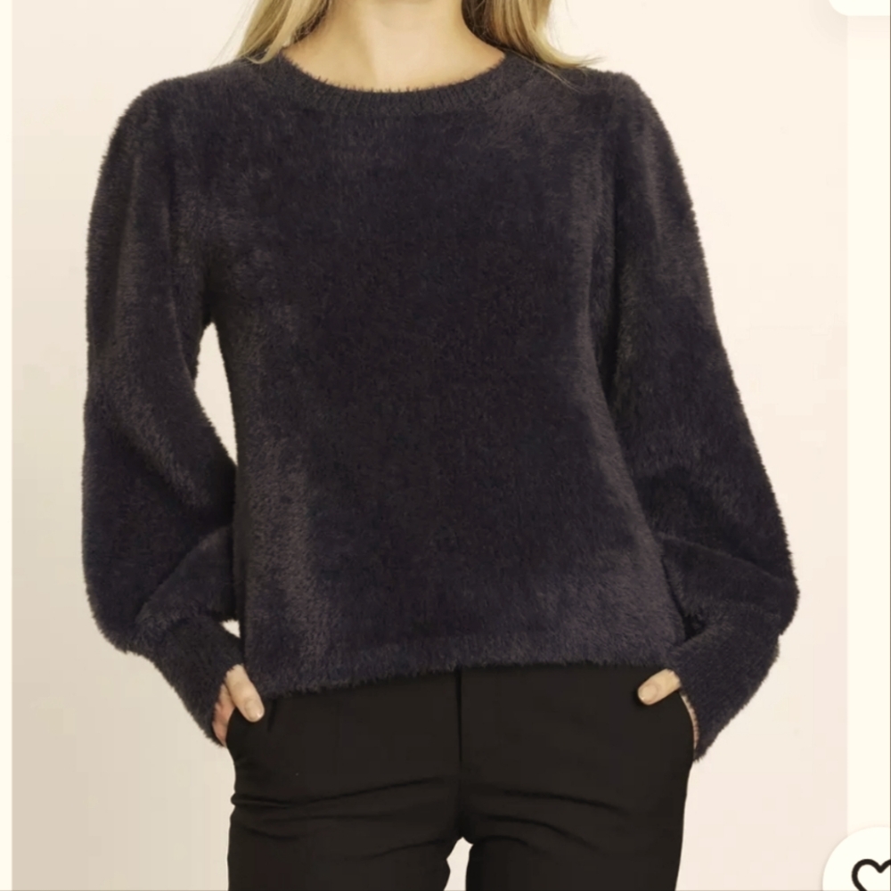 dRA LA• fuzzy, soft black sweater